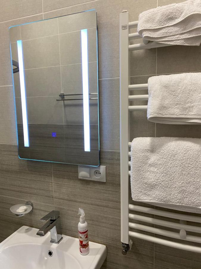 Hotel Sharl Ninotsminda Экстерьер фото