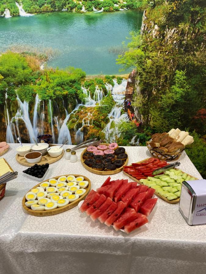 Hotel Sharl Ninotsminda Экстерьер фото