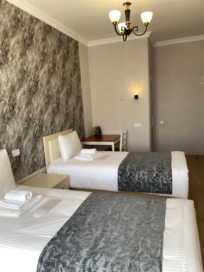 Hotel Sharl Ninotsminda Экстерьер фото