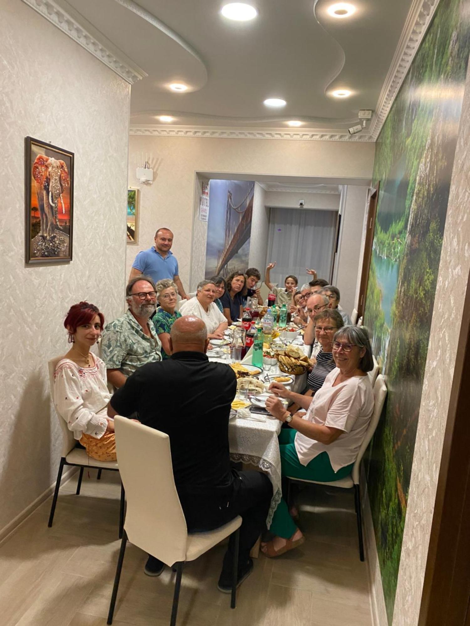 Hotel Sharl Ninotsminda Экстерьер фото